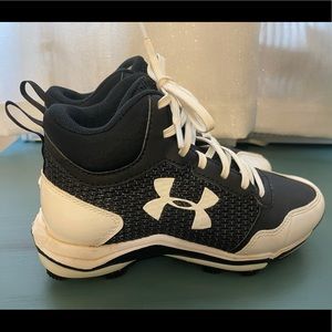 Boys Under Armour Baseball Cleats